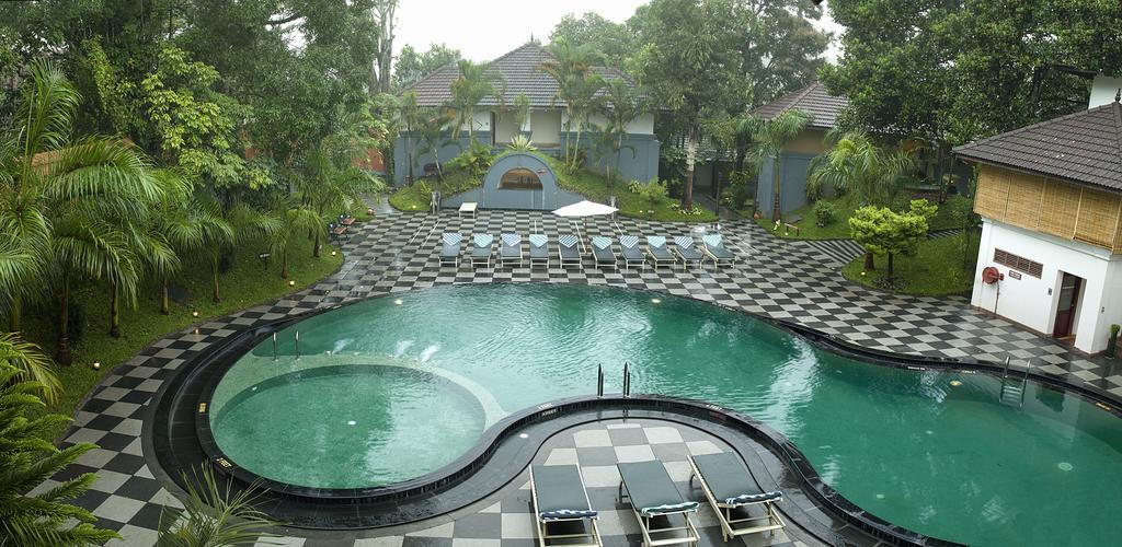 Elephant Court Thekkady Exteriör bild