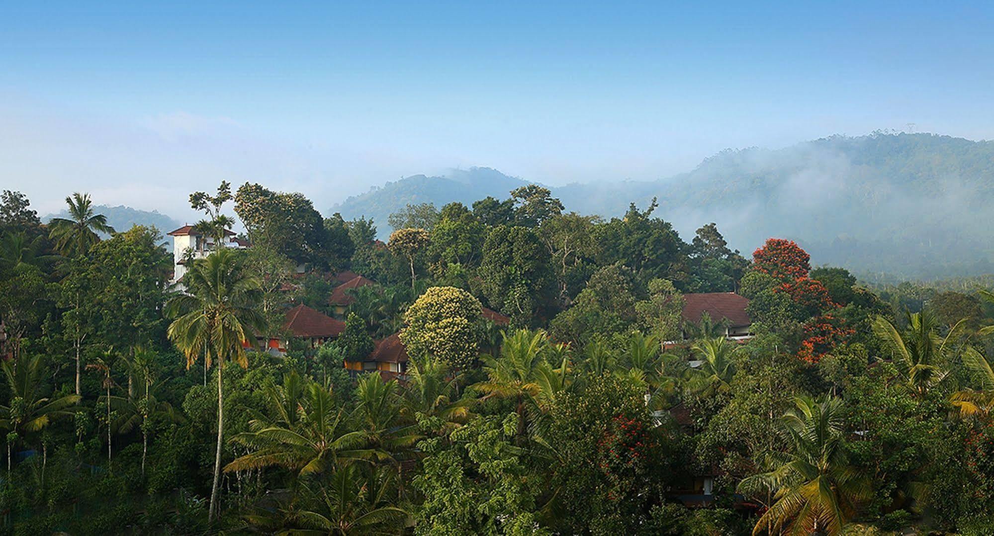 Elephant Court Thekkady Exteriör bild